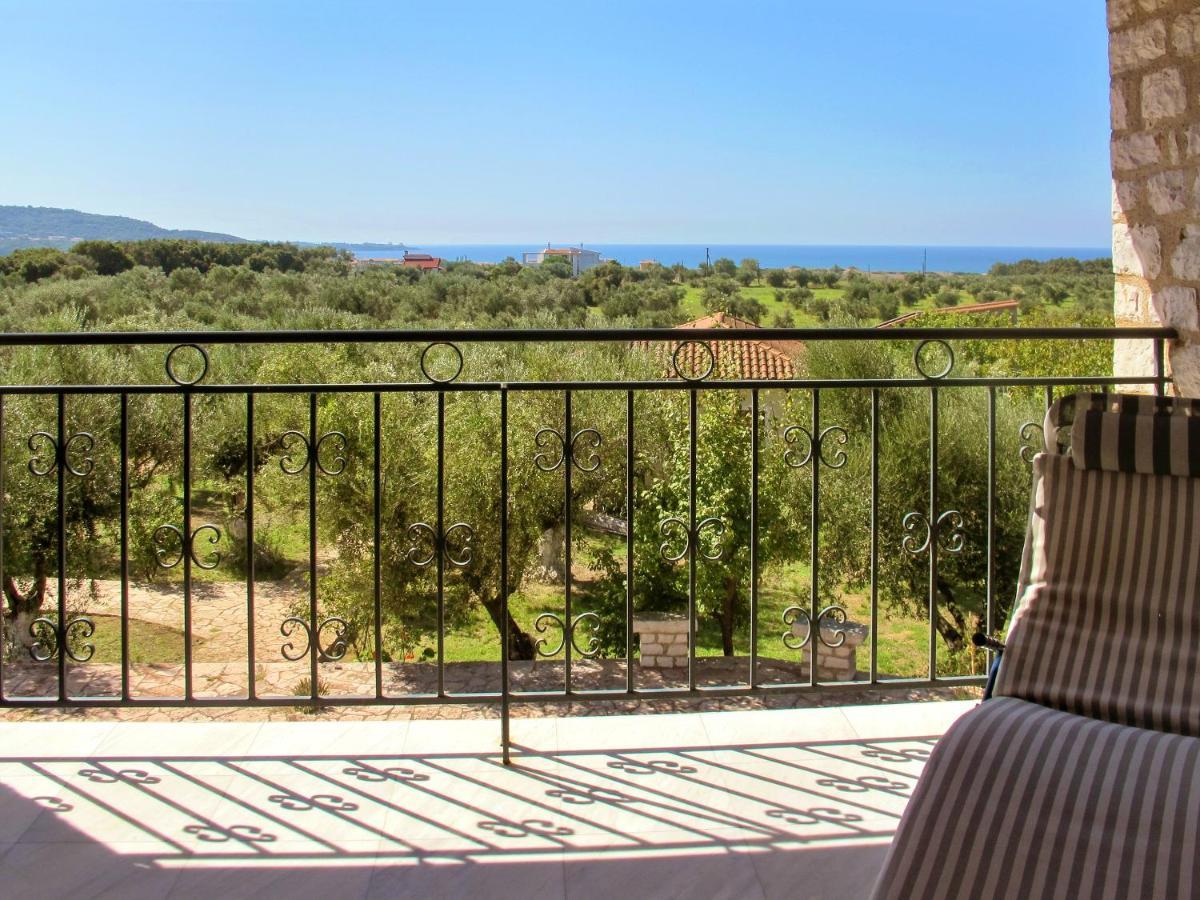 Elegant Apartment In Agios Ilias With Sea View Миртея Экстерьер фото